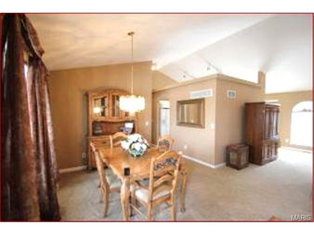 1326 Franklins Kite Dr, O'fallon, MO 63366 photo 2