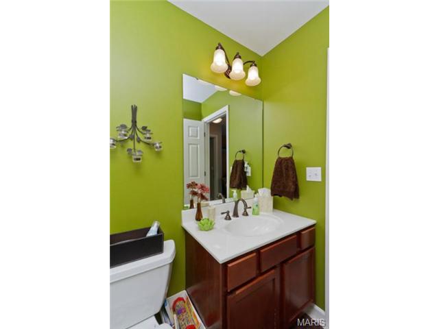 949 Molloy Dr, O'fallon, MO 63366 photo 25
