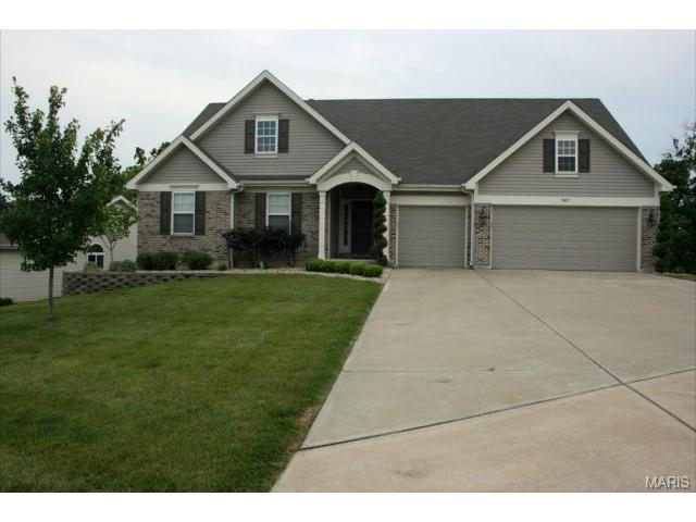 949 Molloy Dr, O'fallon, MO 63366 photo 1
