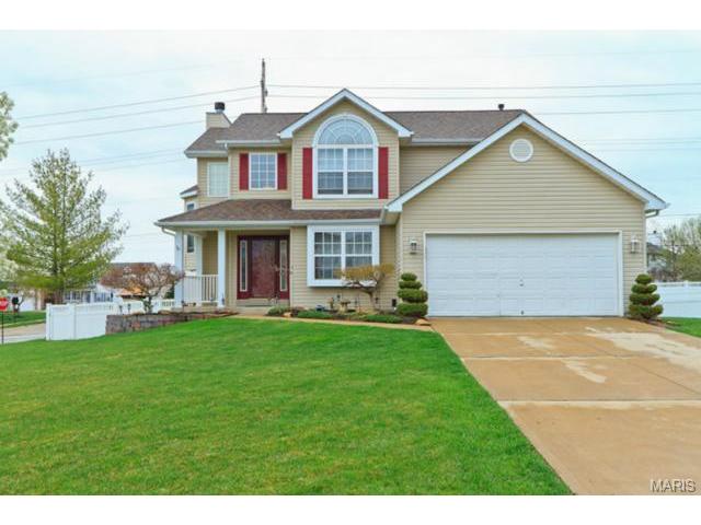 2 Queen Victoria Ct, O'fallon, MO 63366 photo 1