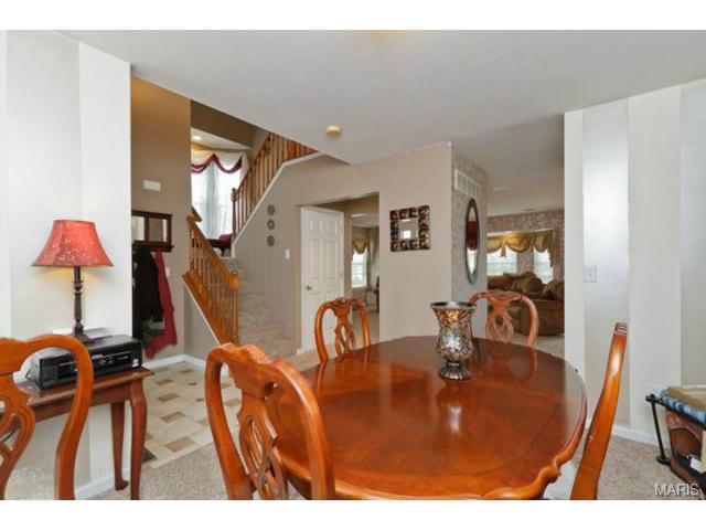 2 Queen Victoria Ct, O'fallon, MO 63366 photo 4
