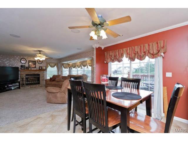 2 Queen Victoria Ct, O'fallon, MO 63366 photo 9