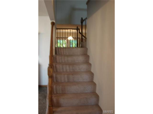 604 Bennington Dr, Saint Charles, MO 63304 photo 13