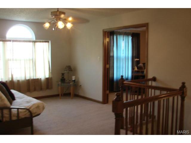 604 Bennington Dr, Saint Charles, MO 63304 photo 14
