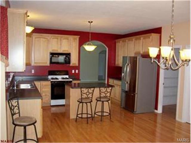 910 Bentley Park Cir, O'fallon, MO 63368 photo 6