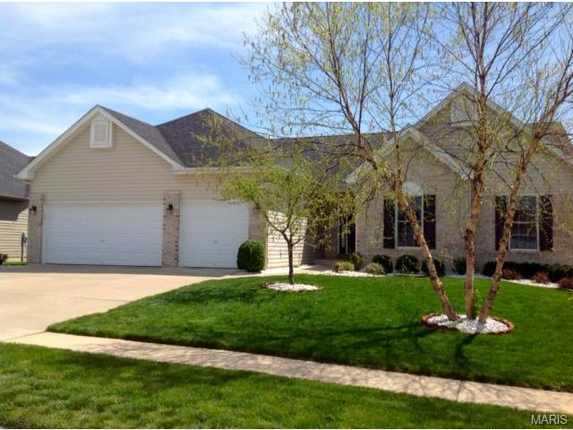 1585 Wainscott Dr, O'fallon, MO 63366 photo 37