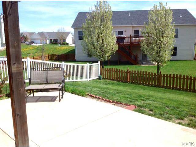1585 Wainscott Dr, O'fallon, MO 63366 photo 35