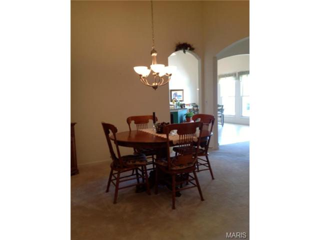 1585 Wainscott Dr, O'fallon, MO 63366 photo 10