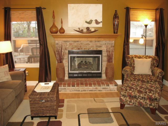 6401 Long Timber Dr, O'fallon, MO 63368 photo 4