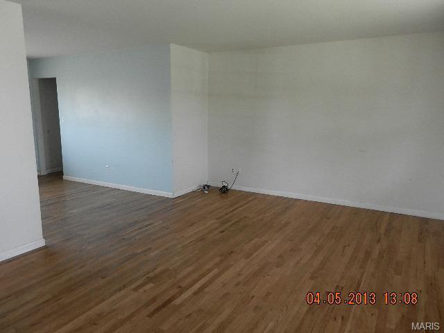 15 S Lang, O'fallon, MO 63366 photo 3
