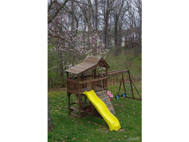 6 Windrose Ct, O'fallon, MO 63366 photo 4