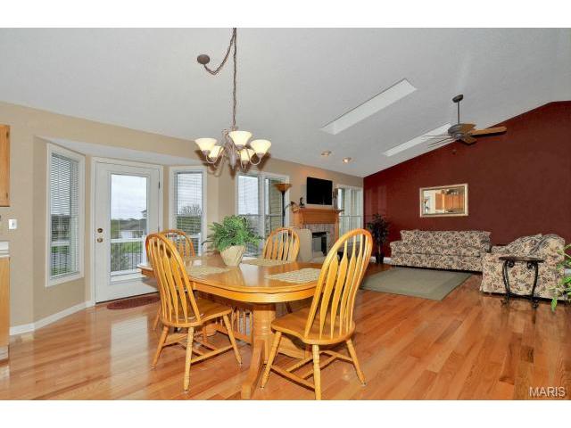 21 Dunleith Ct, O'fallon, MO 63366 photo 7