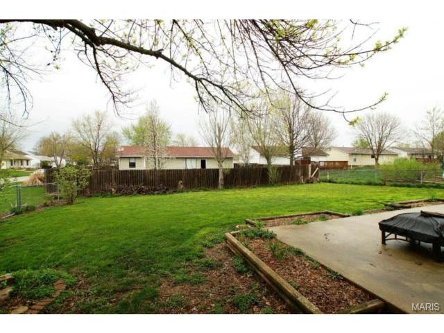 1373 Half Moon Dr, O'fallon, MO 63366 photo 21