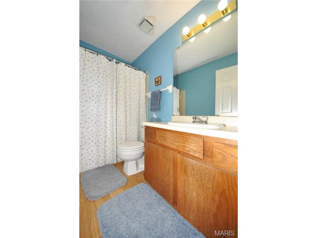 518 Spring Glen Dr, Ballwin, MO 63021 photo 13