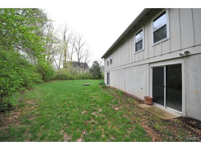 518 Spring Glen Dr, Ballwin, MO 63021 photo 16