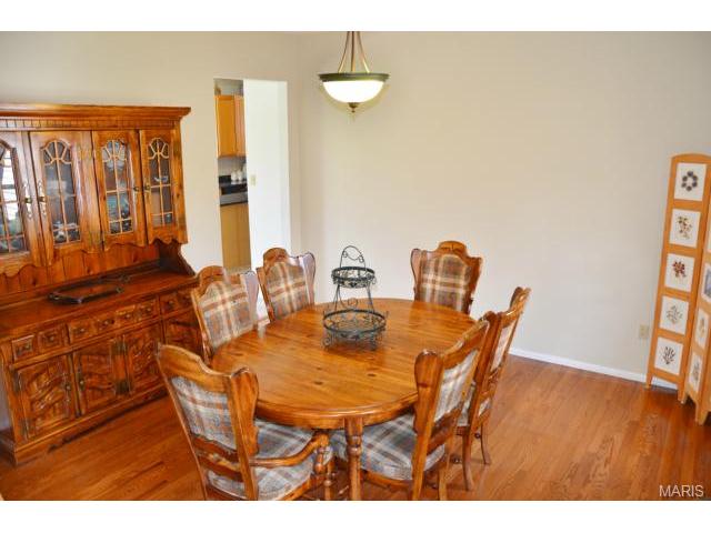 5578 Hennsley Cir, Weldon Spring, MO 63304 photo 17
