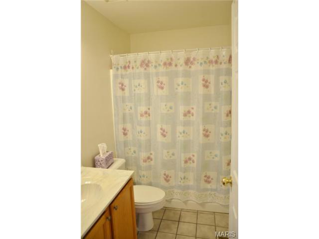 5578 Hennsley Cir, Weldon Spring, MO 63304 photo 27