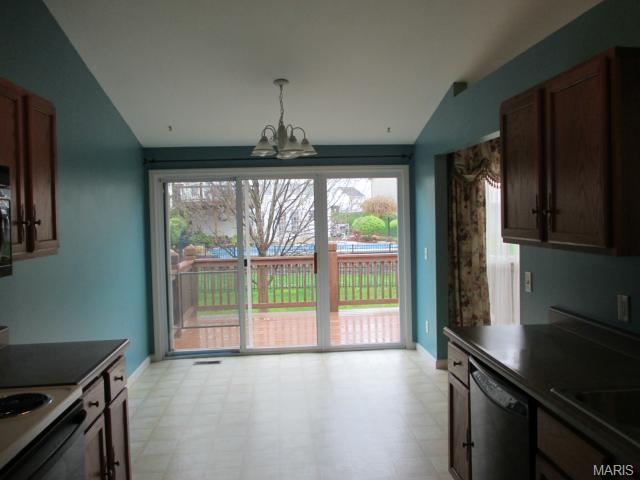 522 Villa Piazza Ct, O'fallon, MO 63366 photo 9