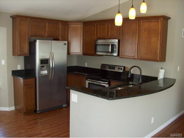 827 S Valleywind Ct, O'fallon, MO 63366 photo 2