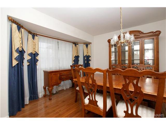 1369 Sunburst, O'fallon, MO 63366 photo 3