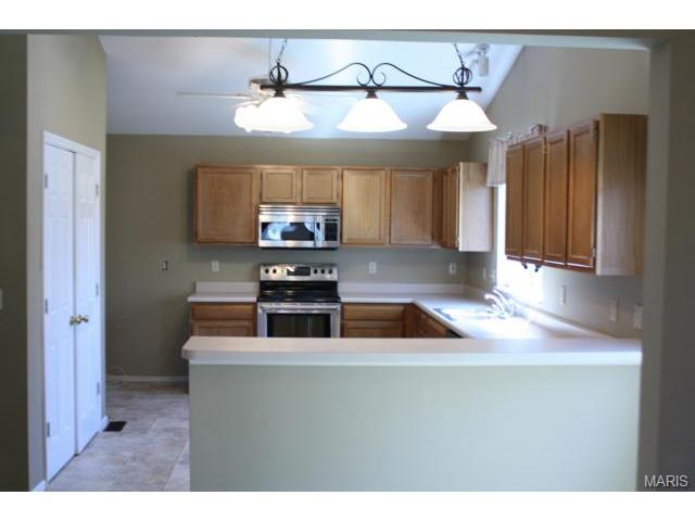 3 Sleighride Ct, O'fallon, MO 63368 photo 4