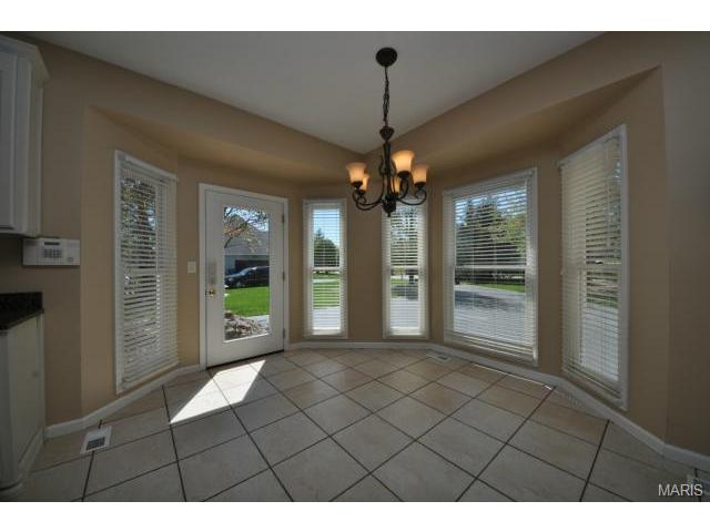 107 Glendalough Ln, Weldon Spring, MO 63304 photo 11