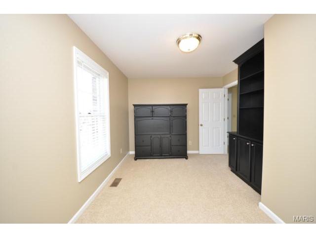 107 Glendalough Ln, Weldon Spring, MO 63304 photo 15