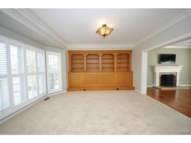 107 Glendalough Ln, Weldon Spring, MO 63304 photo 4