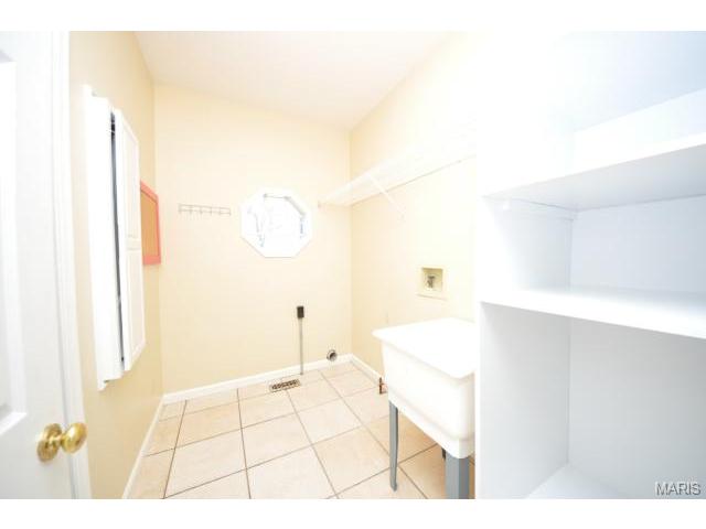 107 Glendalough Ln, Weldon Spring, MO 63304 photo 12