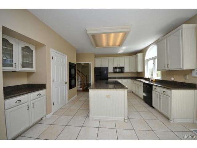 107 Glendalough Ln, Weldon Spring, MO 63304 photo 8