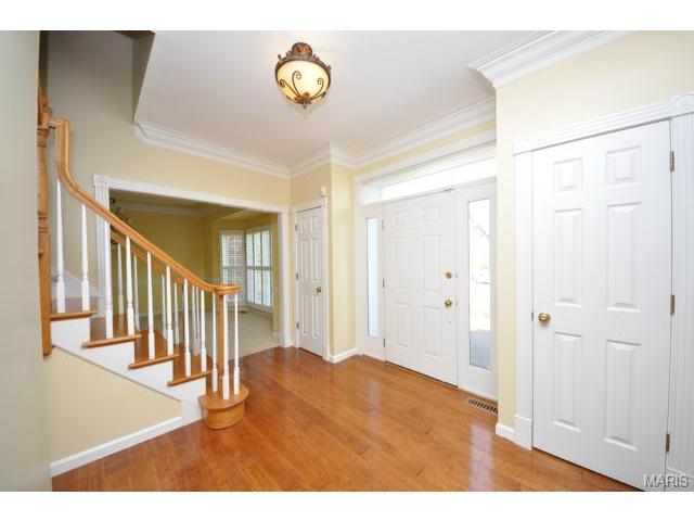 107 Glendalough Ln, Weldon Spring, MO 63304 photo 2