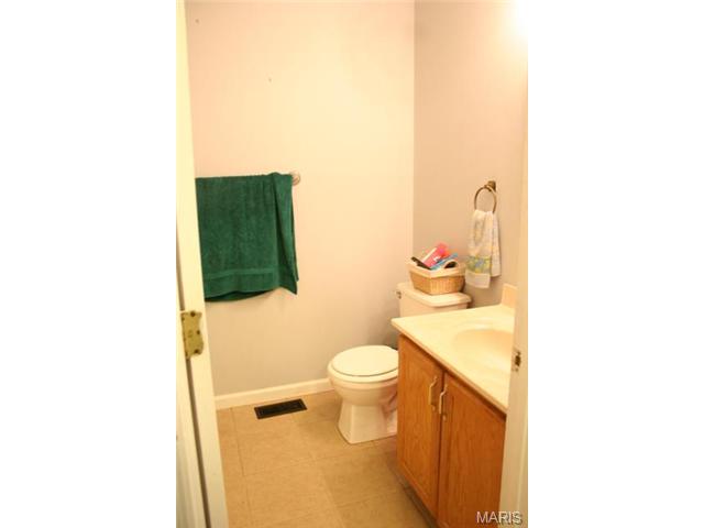 890 S Whispering Brk, O'fallon, MO 63366 photo 7