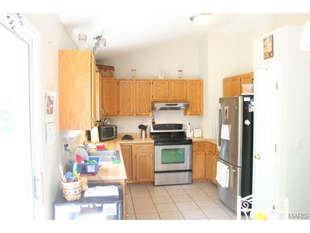 890 S Whispering Brk, O'fallon, MO 63366 photo 3