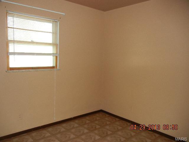 1074 Bryan Rd, O'fallon, MO 63366 photo 13