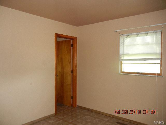 1074 Bryan Rd, O'fallon, MO 63366 photo 10