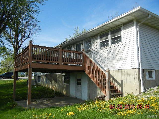 1074 Bryan Rd, O'fallon, MO 63366 photo 4