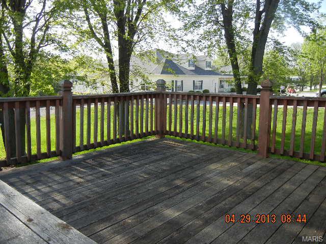 1074 Bryan Rd, O'fallon, MO 63366 photo 5