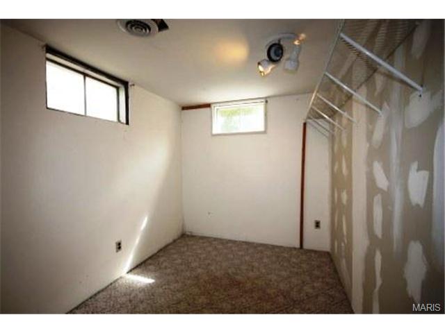 811 Larkspur Ln, O'fallon, MO 63366 photo 14