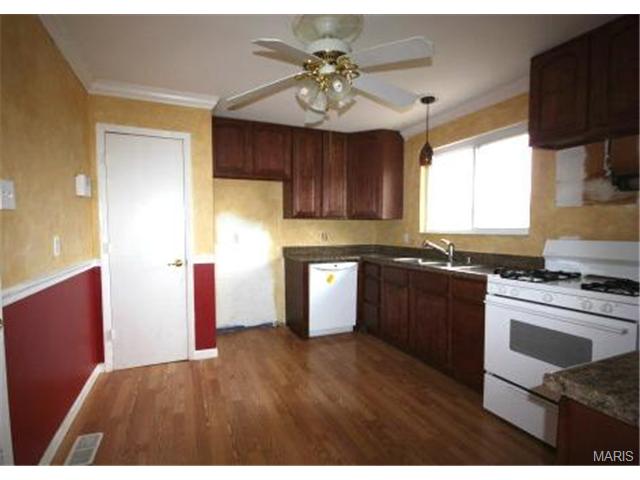 811 Larkspur Ln, O'fallon, MO 63366 photo 5