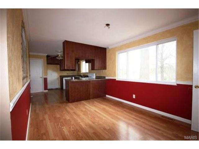 811 Larkspur Ln, O'fallon, MO 63366 photo 4