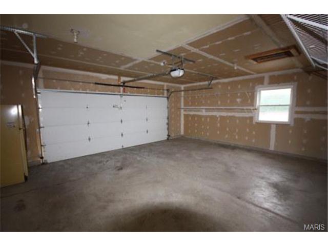 811 Larkspur Ln, O'fallon, MO 63366 photo 7