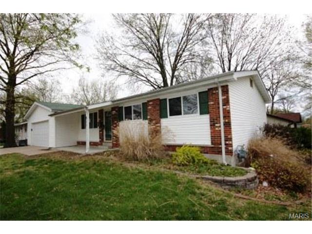 811 Larkspur Ln, O'fallon, MO 63366 photo 2