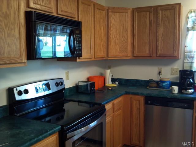109 Eagle Creek Ct, O'fallon, MO 63368 photo 8