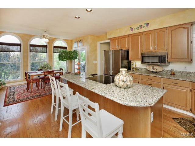 54 Valentine Farm Ln, Weldon Spring, MO 63304 photo 8