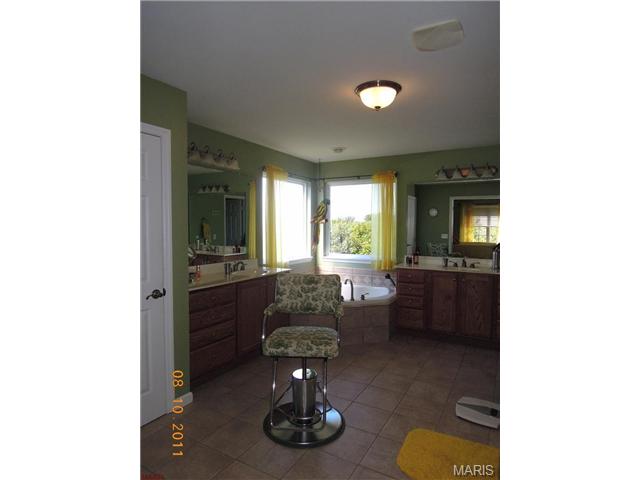 1815 Heather Glen Ct, O'fallon, MO 63367 photo 18