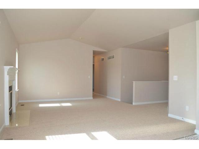 7559 Cinnamon Teal Dr, O'fallon, MO 63368 photo 5