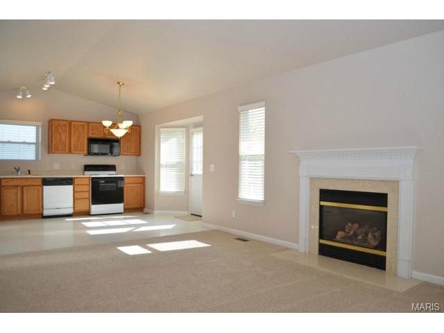 7559 Cinnamon Teal Dr, O'fallon, MO 63368 photo 6
