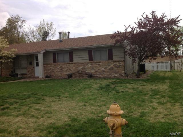 905 Taylor Pl, O'fallon, MO 63366 photo 2