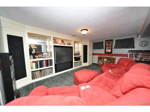203 Surrey Ct, O'fallon, MO 63366 photo 17