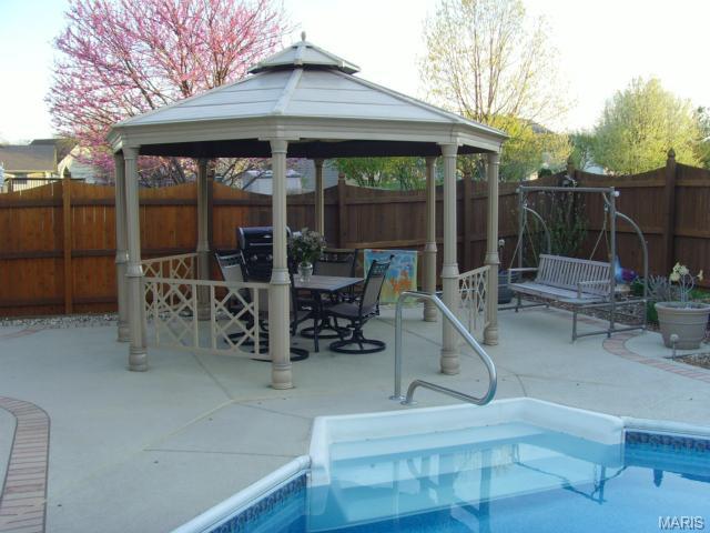 203 Surrey Ct, O'fallon, MO 63366 photo 23